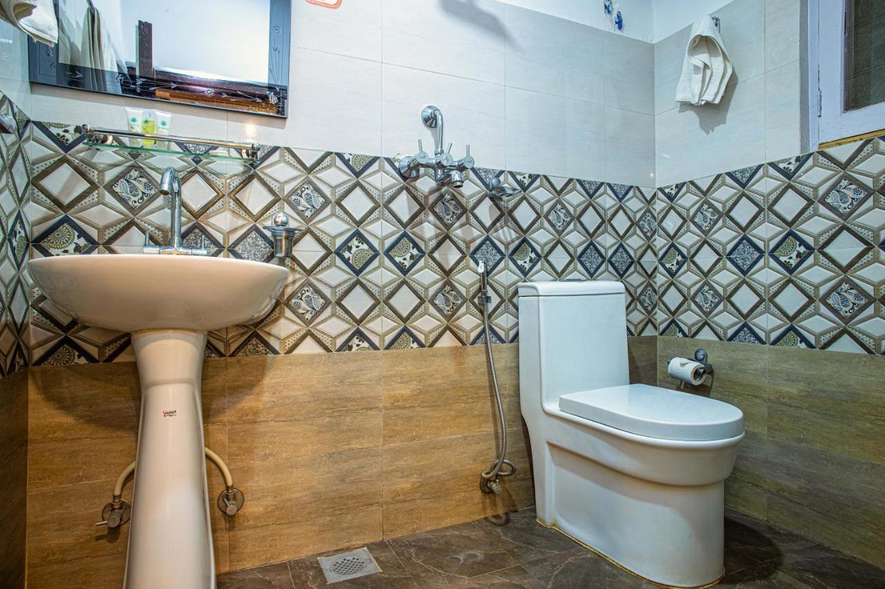 Hotel Bnb Mhepi カトマンズ エクステリア 写真
